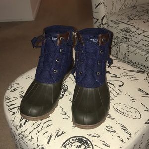 Speery Size 9 Duck Boots